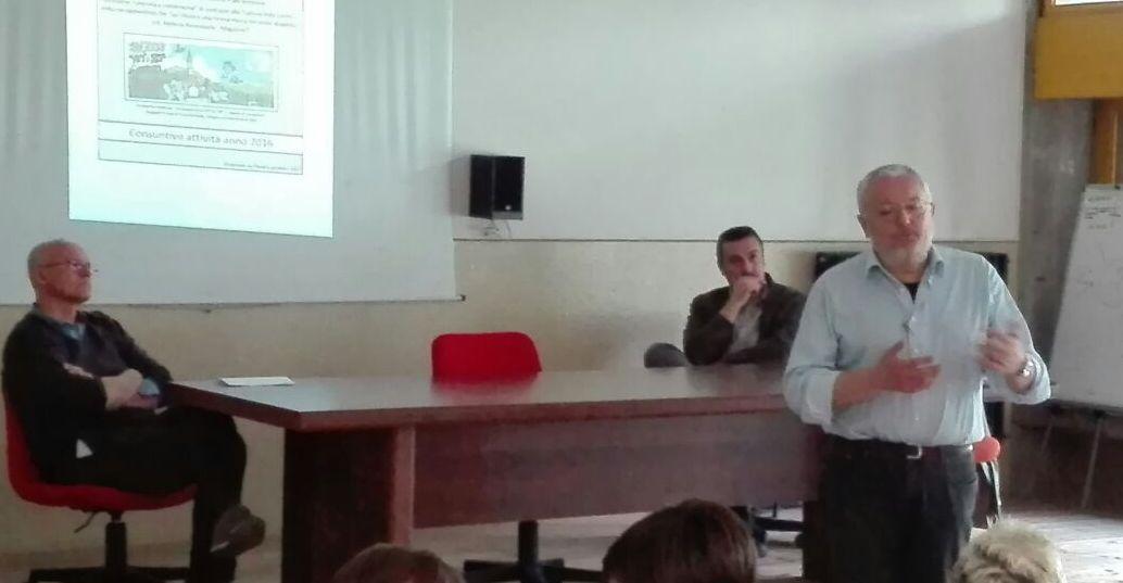 Ventimila euro per le scuole rivendendo plastica e carta 