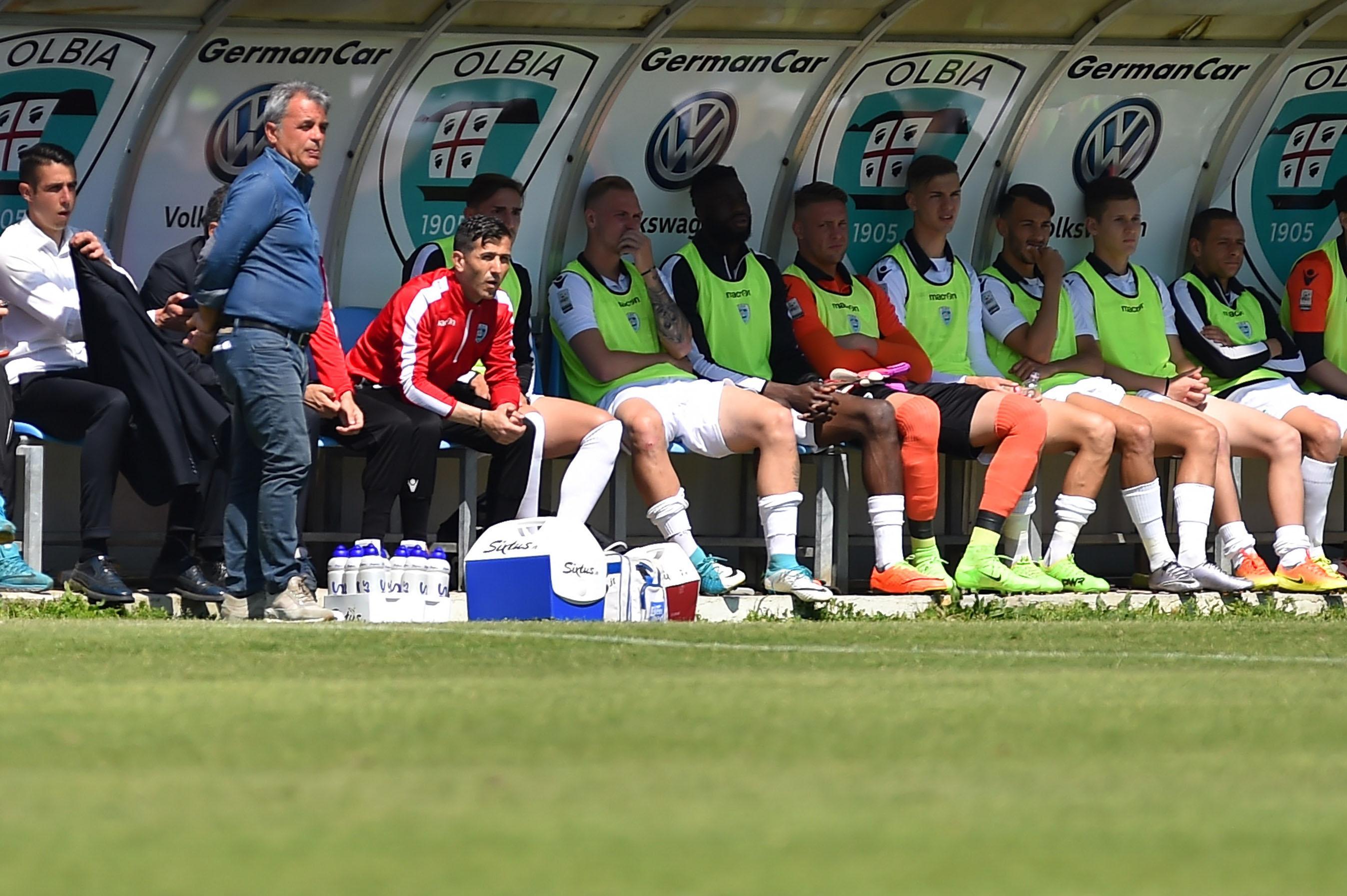 Mereu durante la partita Olbia-Carrarese