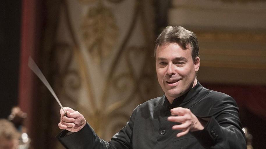 Partiture del Romanticismo per Yves Abel sul podio della Filarmonica Toscanini