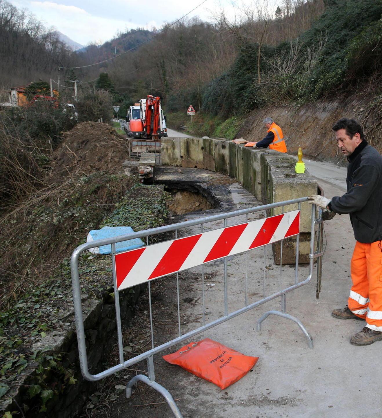 Strade di montagna tutte buche e inizia la stagione turistica 