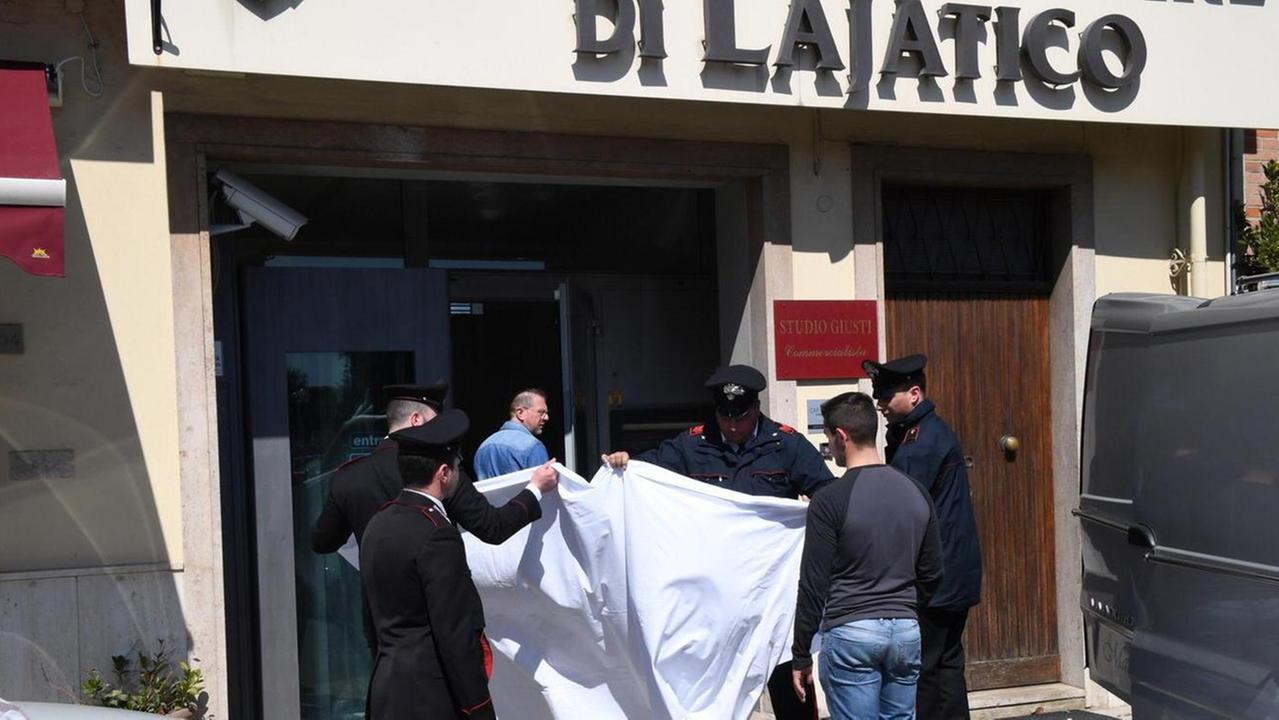 Bandito in fuga la caccia continua