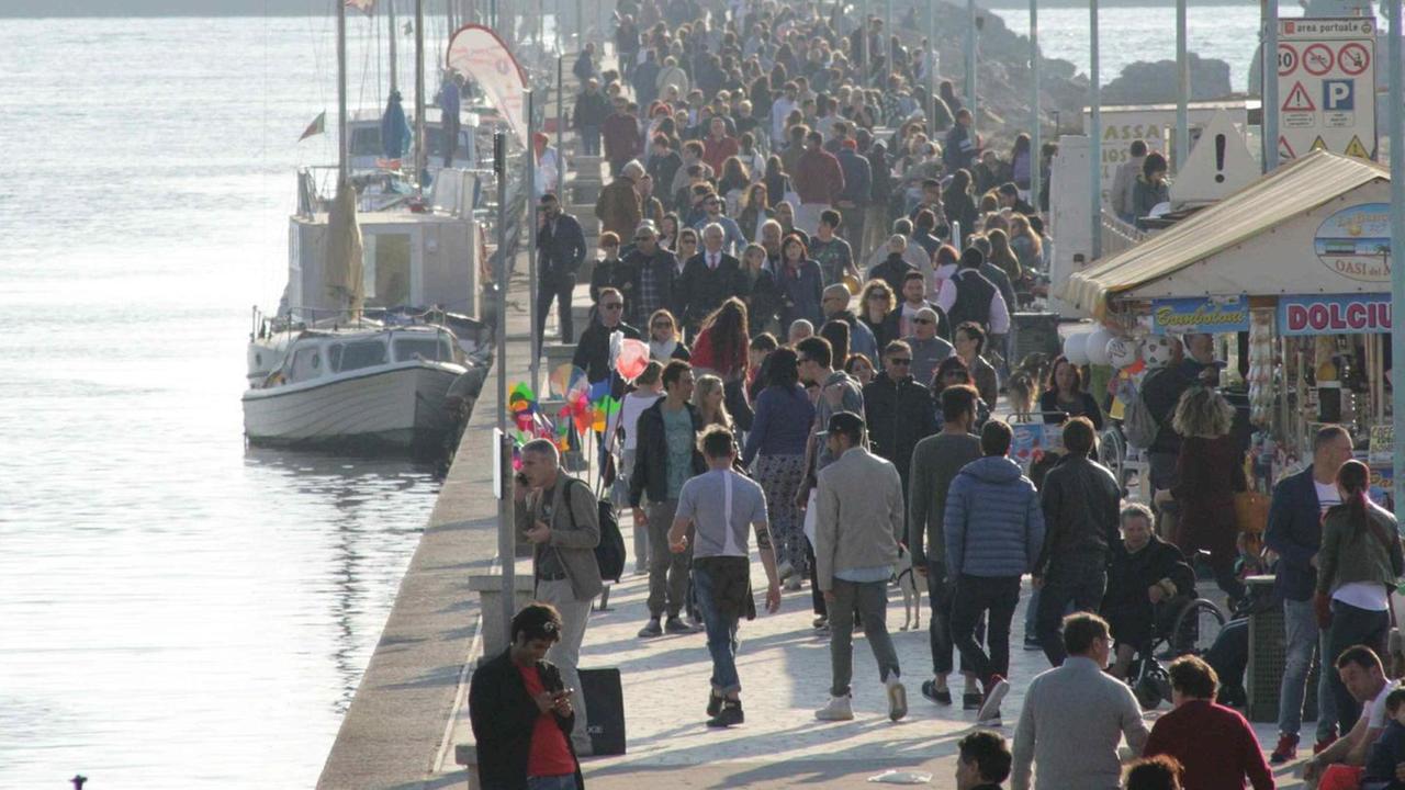 Notti in regalo e superofferte così si attirano gli indecisi