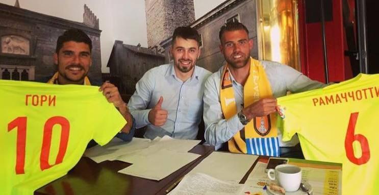 Beach soccer: pioggia di rubli su due giocatore viareggini  