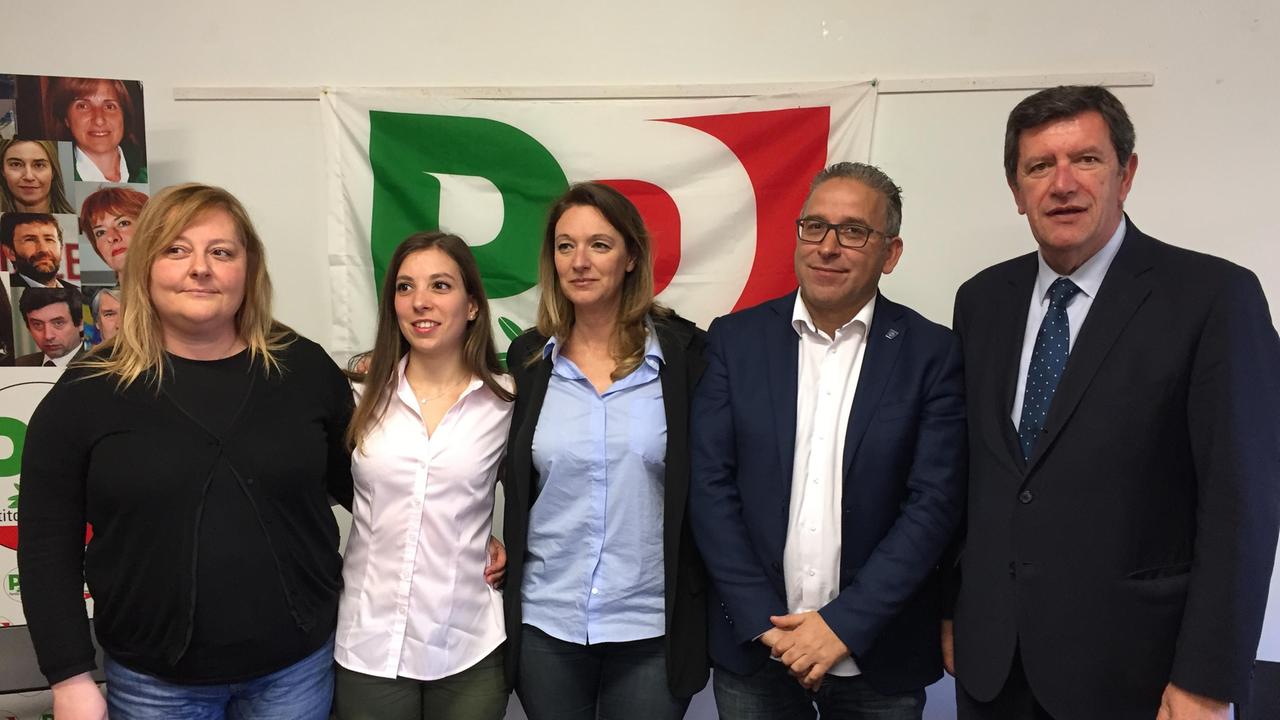 Da sinistra, Carolina Faini, Silvia Gianotti, Ilaria Bugetti, Giuseppe Forastiero, Marco Martini