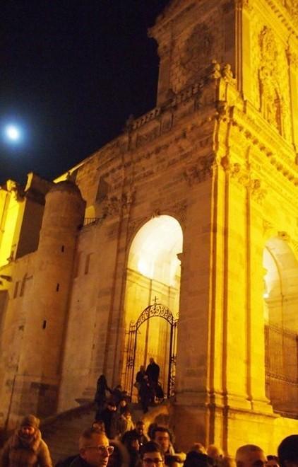 Via Crucis nel cuore della città 