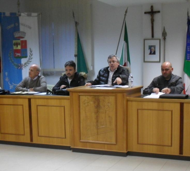 Nessun abuso nella piazza «Accuse strumentali» 