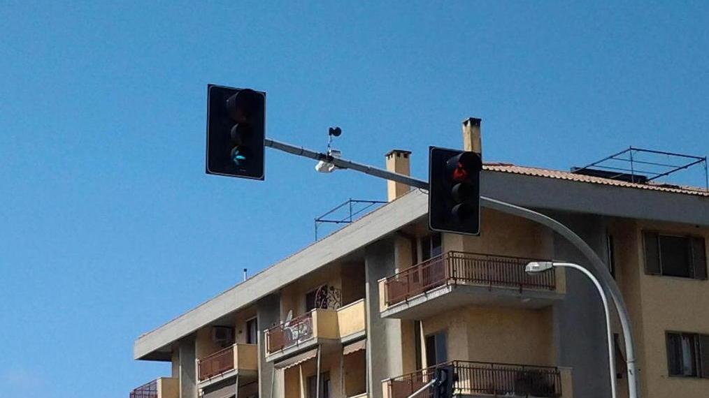 Semaforo intelligente e stangate in arrivo ai furbetti di Neghelli