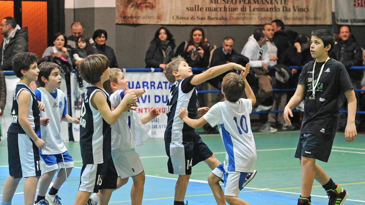 Il galà del minibasket dedicato a Sandro Lomi