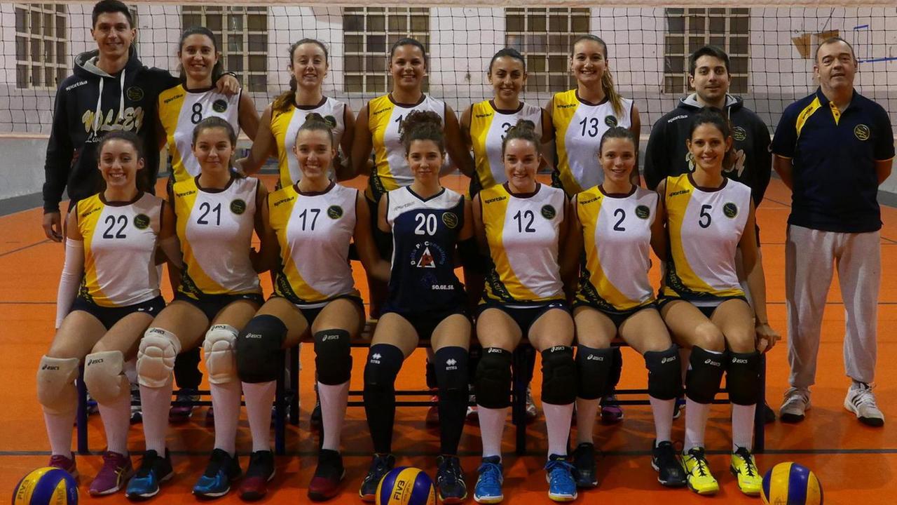 Tutti in piedi per queste ragazze: Volley Livorno conquista la serie C