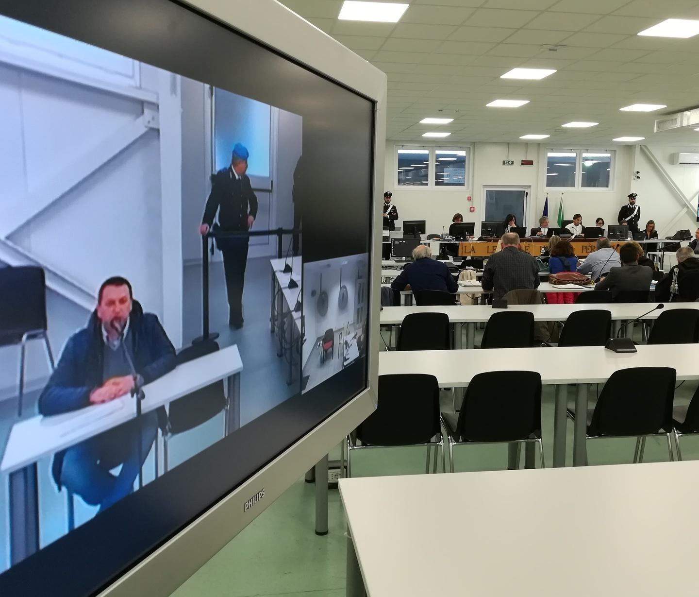 Sotto torchio anche un sindacalista 