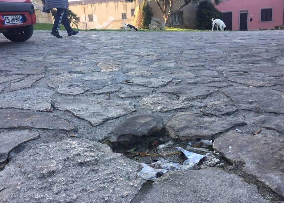 Pavimentazione a rischio per i pedoni