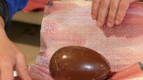 Boom delle uova personalizzate: il cliente fa inserire la sorpresa