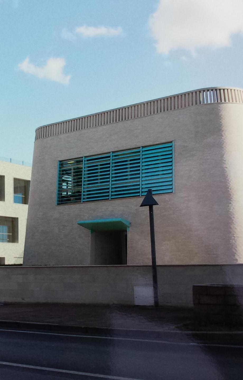 L'ingresso della sede centrale della BCC di Castagneto Carducci