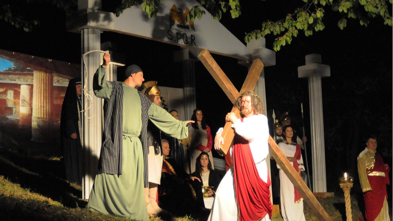La via Crucis di Gesù mobilita cinque paesi dell’Appennino