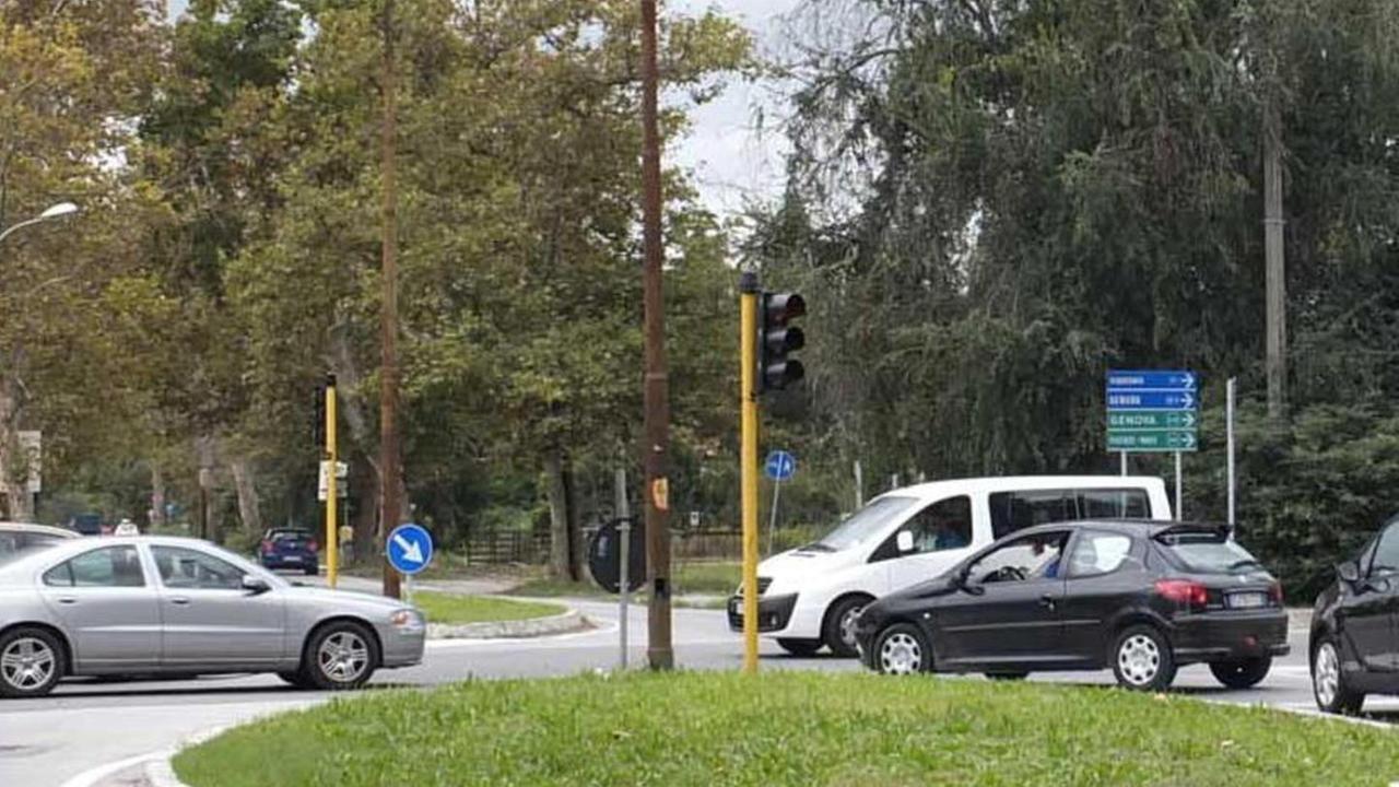 Viale delle Cascine la nuova rotatoria resta lontana