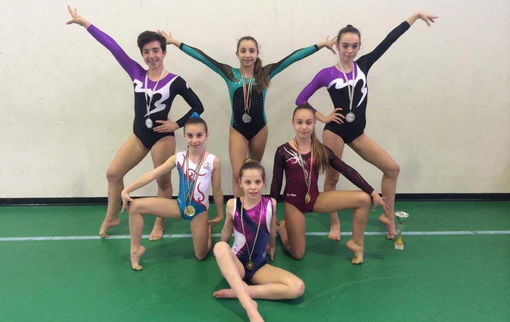 Brillano le ginnaste della Nr Camaiore 