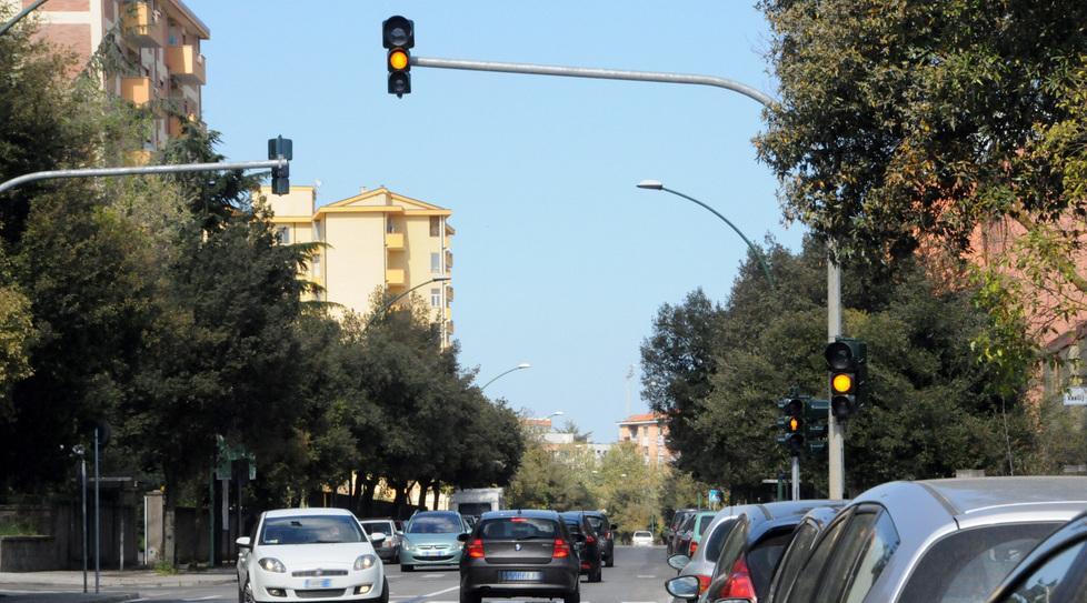 Via Kandinskj, arriva il nuovo semaforo