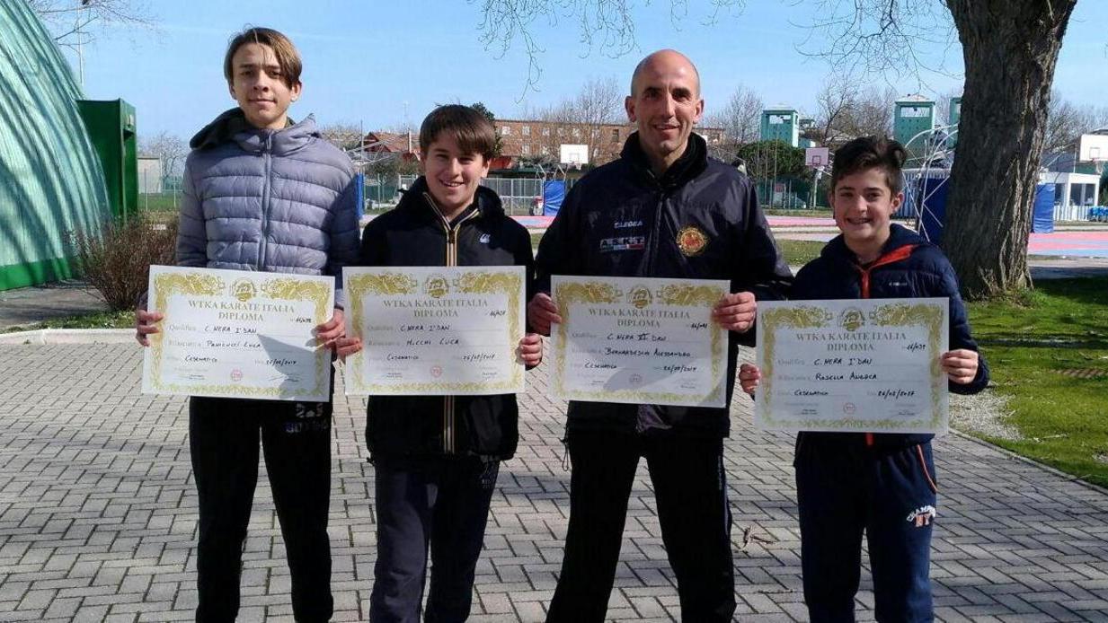 Tre nuove cinture nere per i piccoli atleti di Bernardeschi