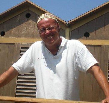 Primi turisti, spiagge tirate a lucido 