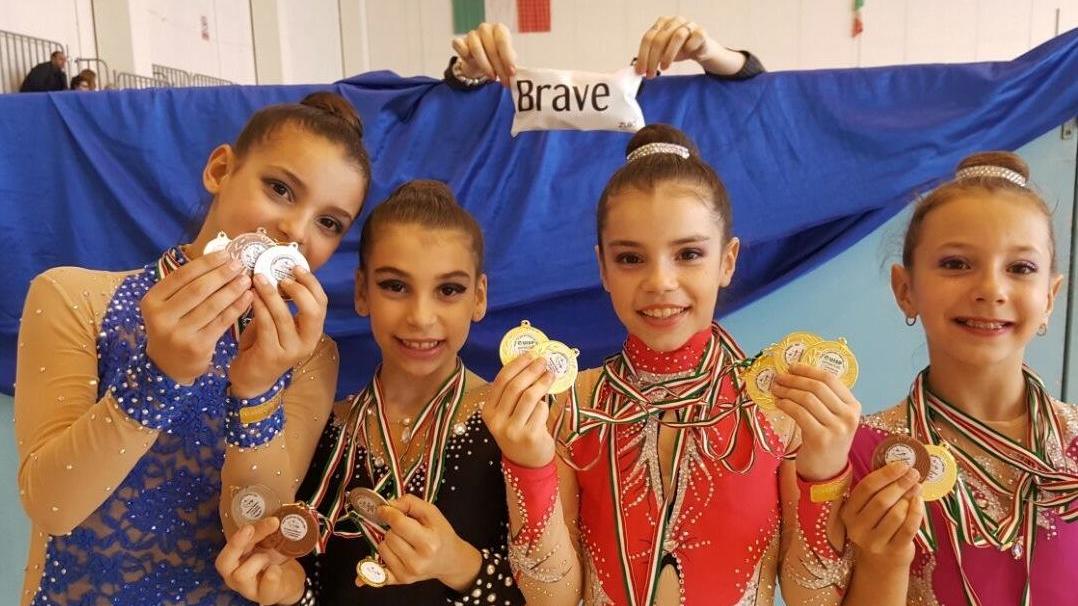 La ginnastica ritmica Albachiara fa incetta di titoli e podi a Rosignano