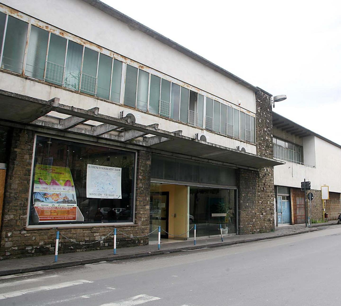 La Mp&s sistema la sede e amplia il parcheggio 