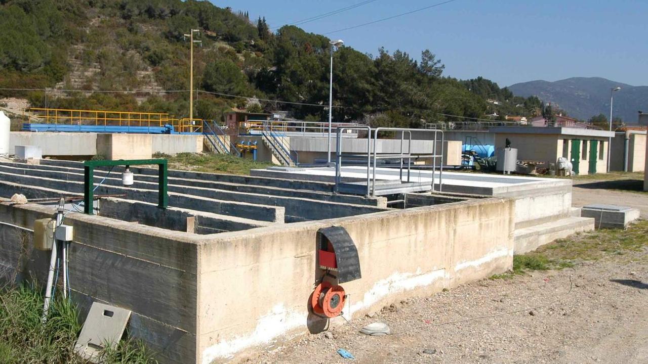 «Il depuratore delle acque rimanga in esercizio»