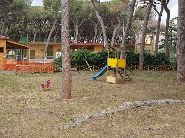 Nuovi giochi accessibili e punti luce contro i vandali