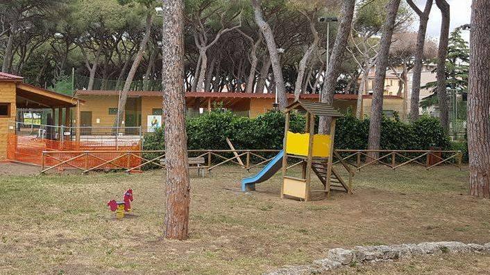 Nuovi giochi accessibili e punti luce contro i vandali