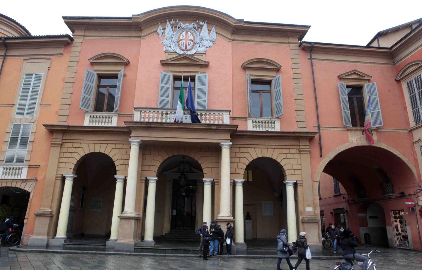 Inchiesta appalti in Comune a Reggio Emilia: in 20 rinviati a giudizio 