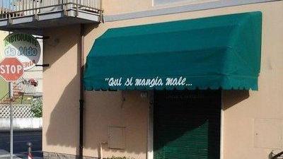 “Qui si mangia male” il locale segnalato per il nome stravagante