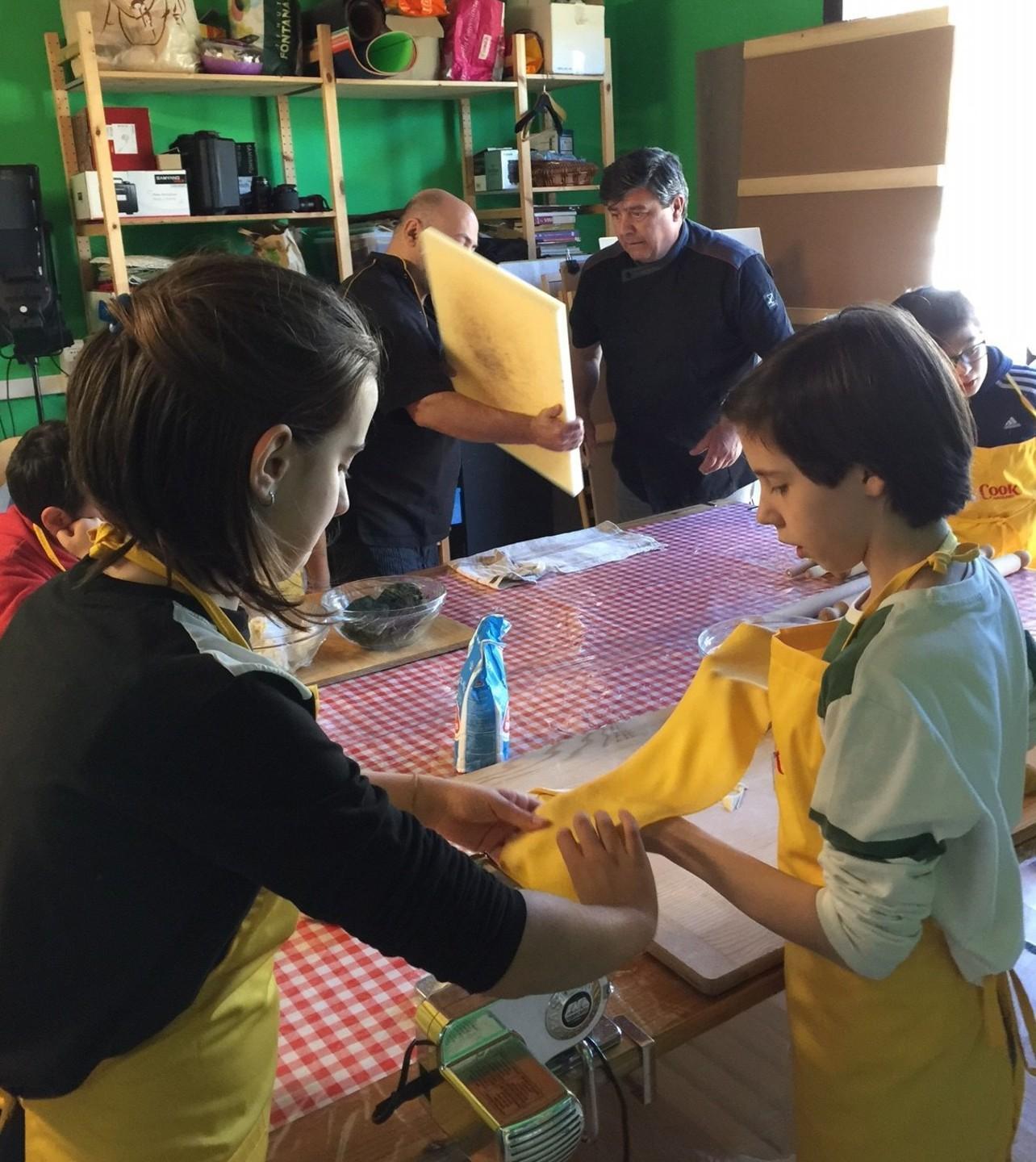 Dai banchi alla cucina a scuola di sapori
