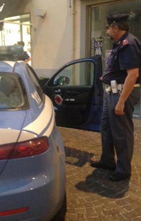 Il Tribunale gli vieta di avvicinarsi alla ex 