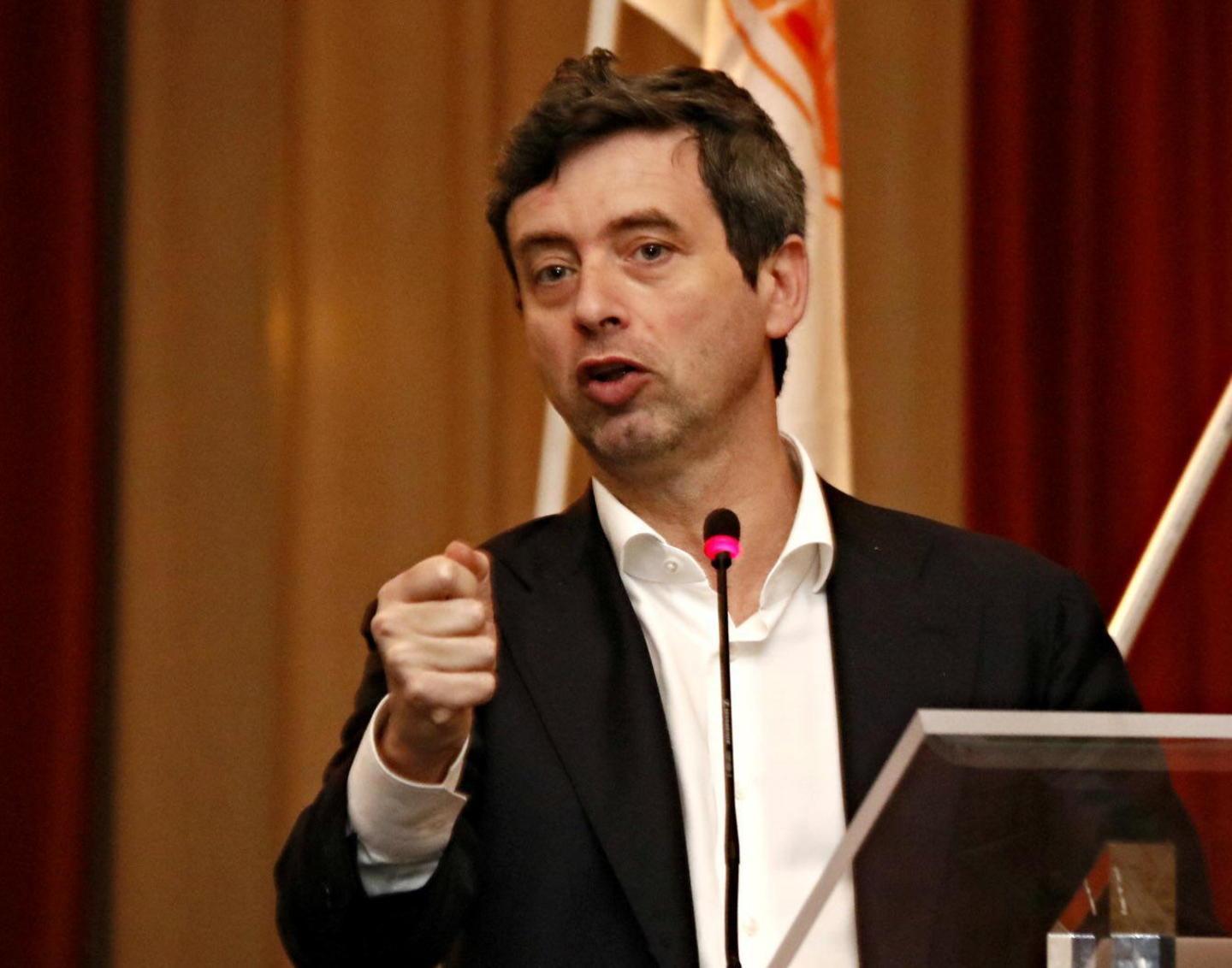 I sostenitori di Orlando a confronto con la Cgil