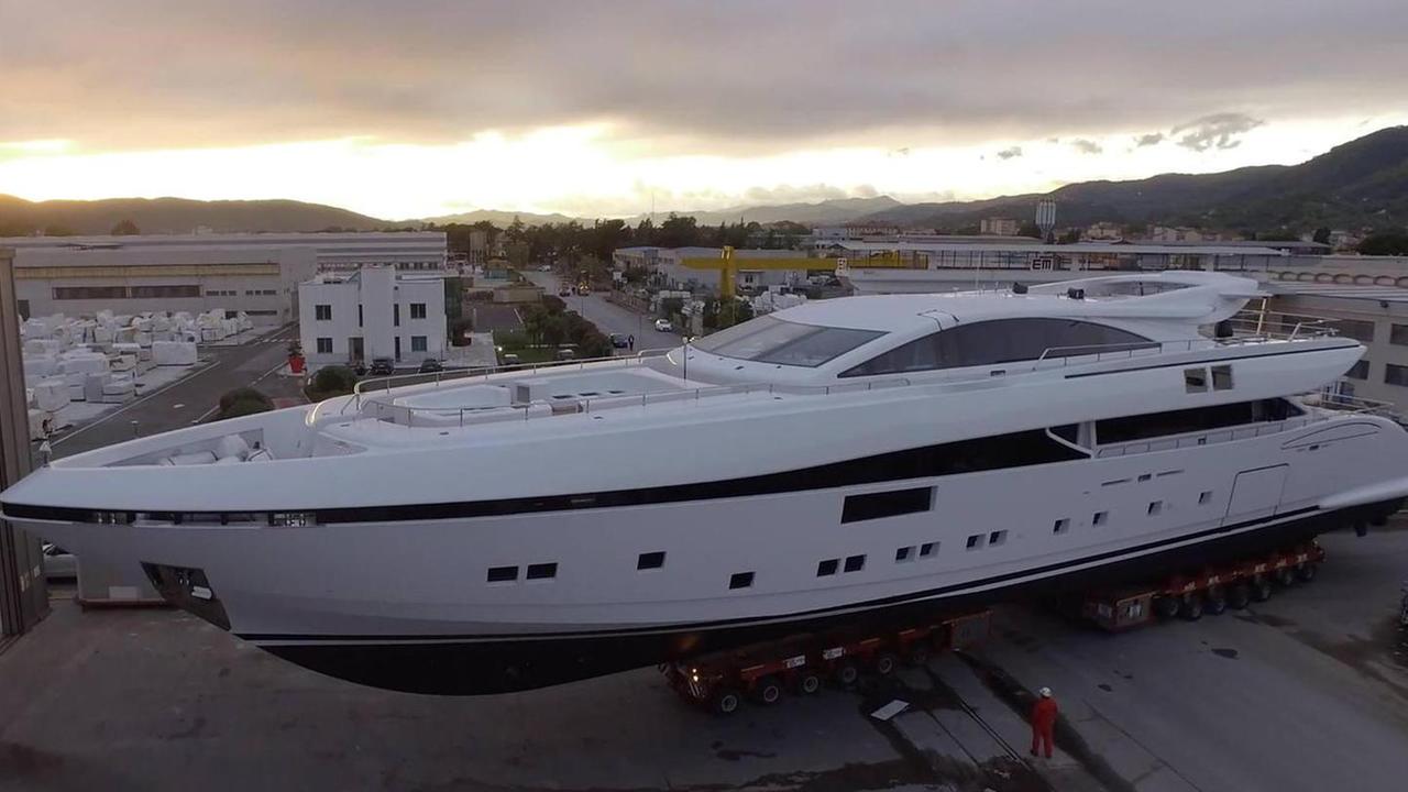 Varo extralusso per lo yacht “su misura”