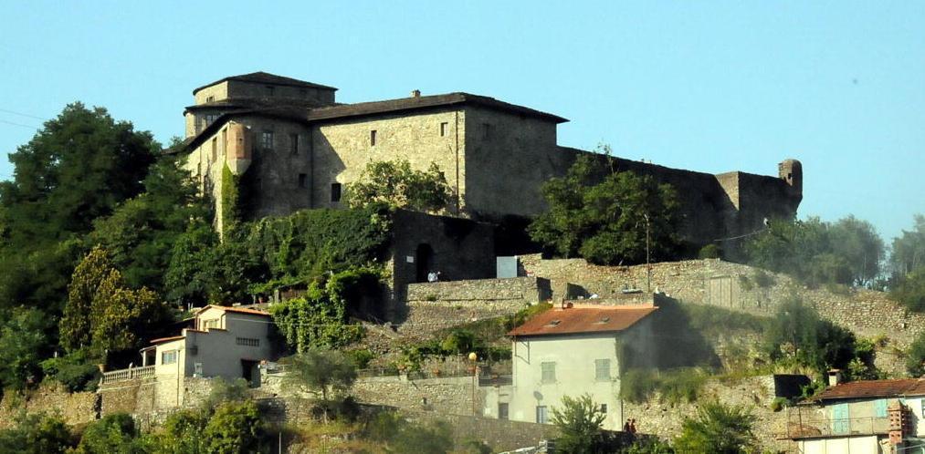 Pasqua record al Castello Piagnaro, quasi 400 turisti per le Statue Stele 