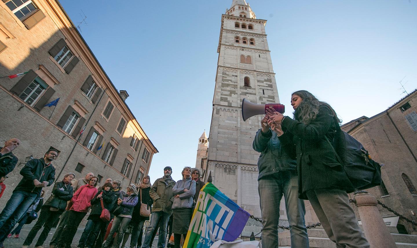Modena in piazza: «Liberate Gabriele»