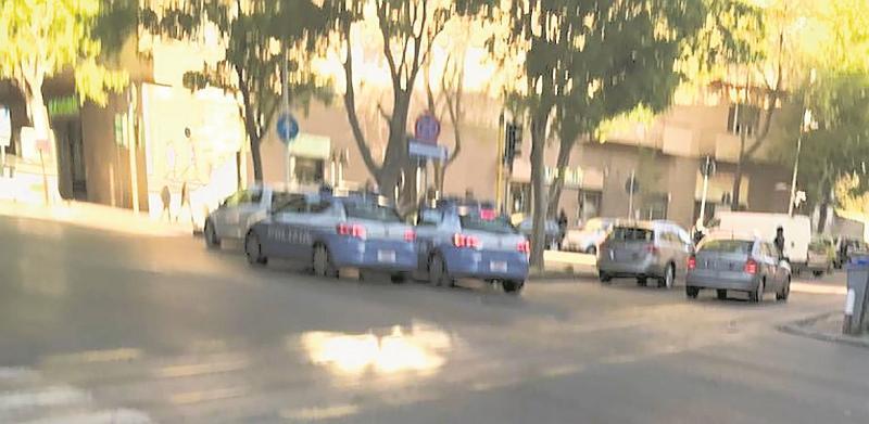 Sassari, la lite per un parcheggio finisce a colpi di accetta 