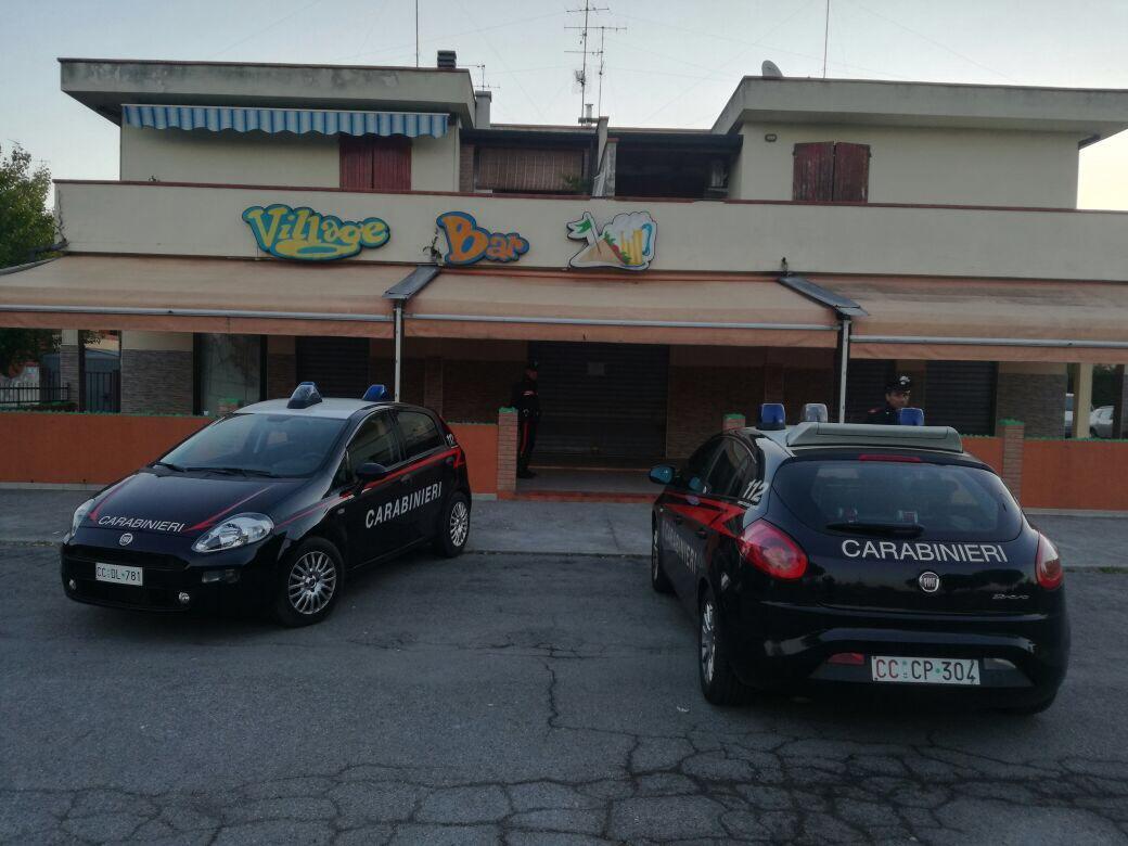 Pregiudicati tra i clienti: bar chiuso due settimane 