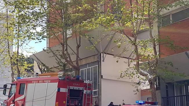 Si blocca l’ascensore, vigili in azione
