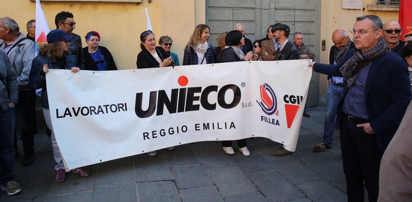 Crac Unieco, parte il patto per salvare posti di lavoro  