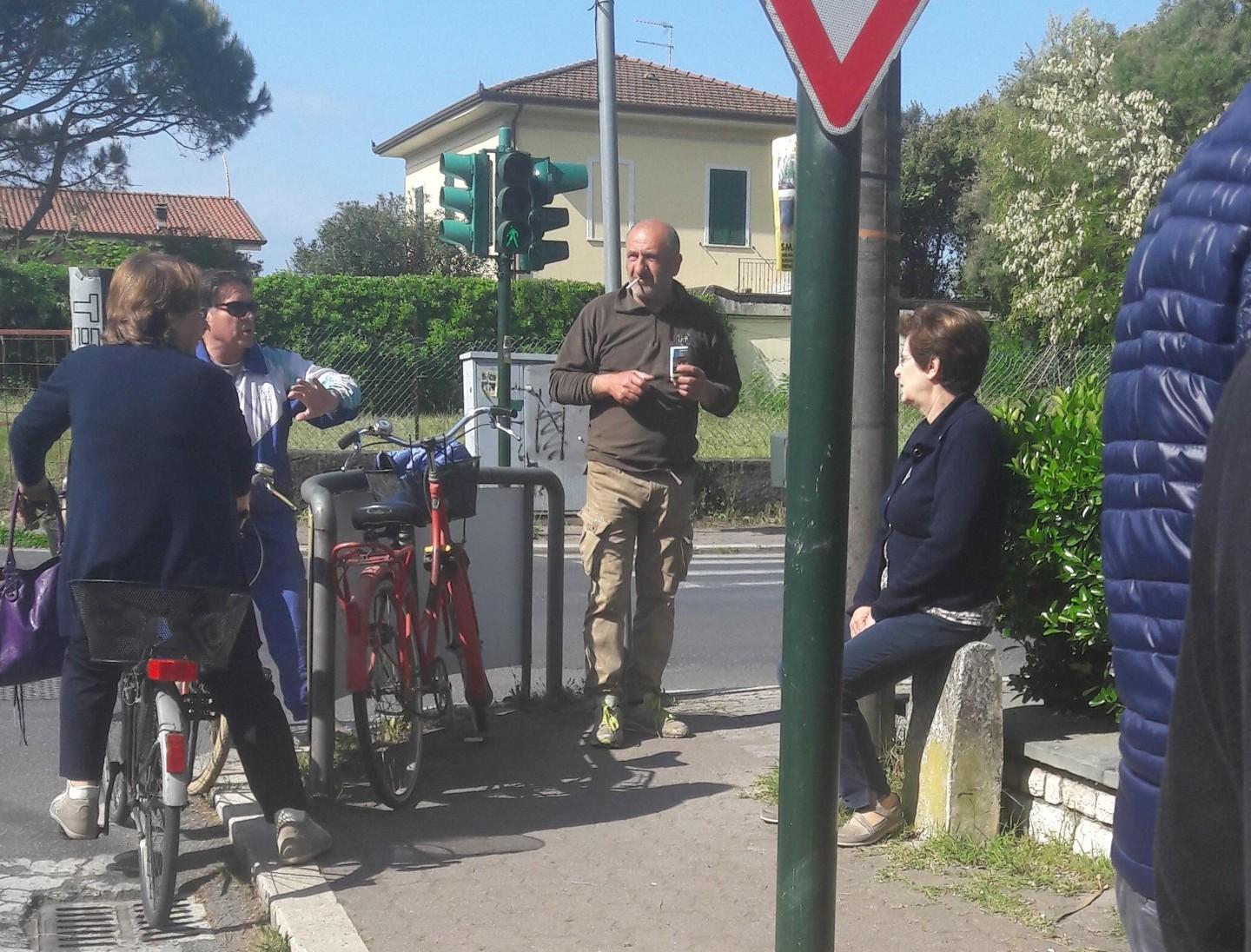 Scippo choc: donna assalita da due giovani 