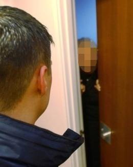 Tenta di truffare un’anziana, denunciato