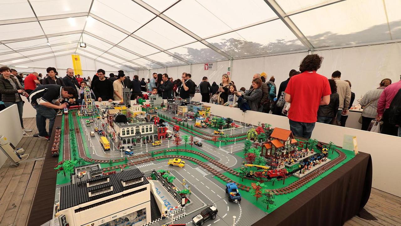 I 20mila amanti di videogame Lego e cosplay
