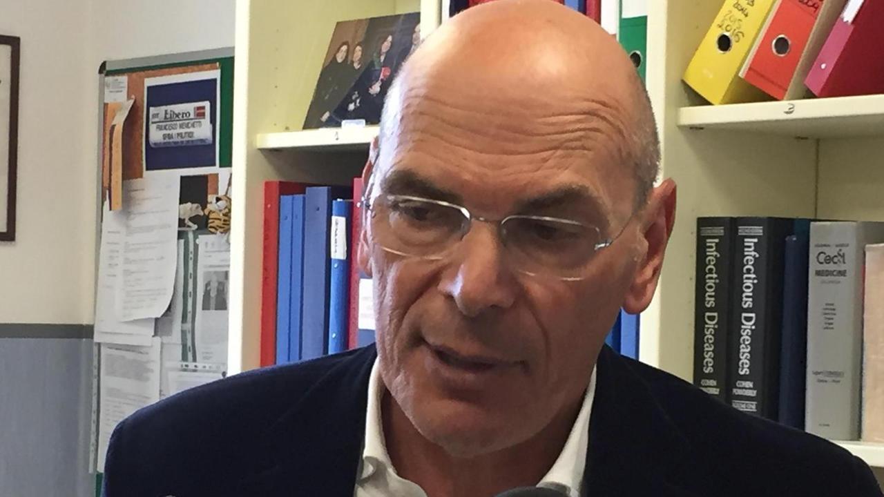 Pisa e Livorno, pazienti contesi Accuse dopo il caso di meningite