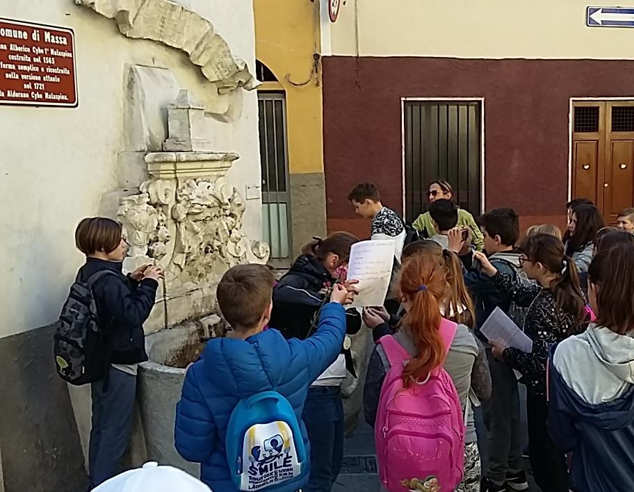 Francigena, i bimbi in cammino E oggi la passeggiata per tutti