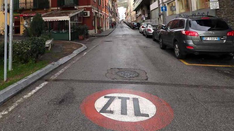 Confimpresa boccia la Ztl in centro storico