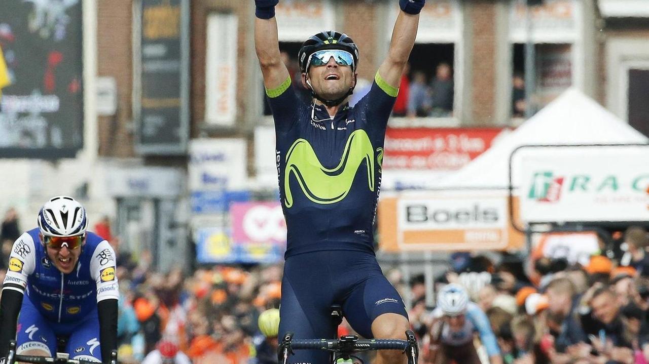 Ciclismo, vittorie dedicate a Scarponi