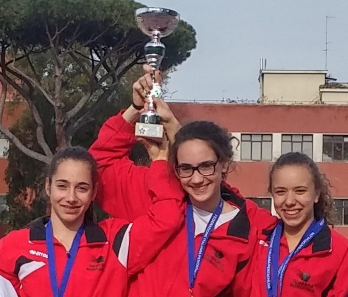 L’Avia Pervia sugli scudi agli Italiani 