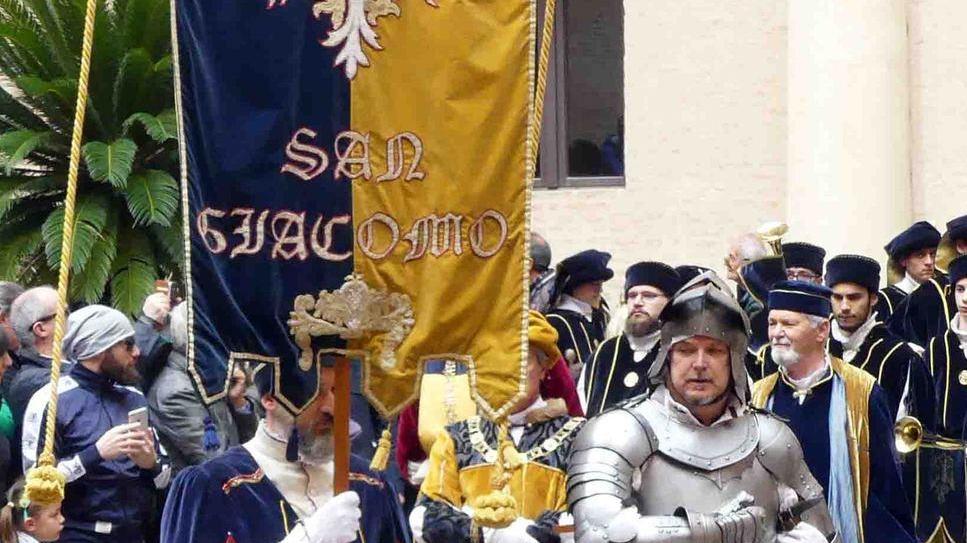 L’omaggio al Duca dal borgo di San Giacomo