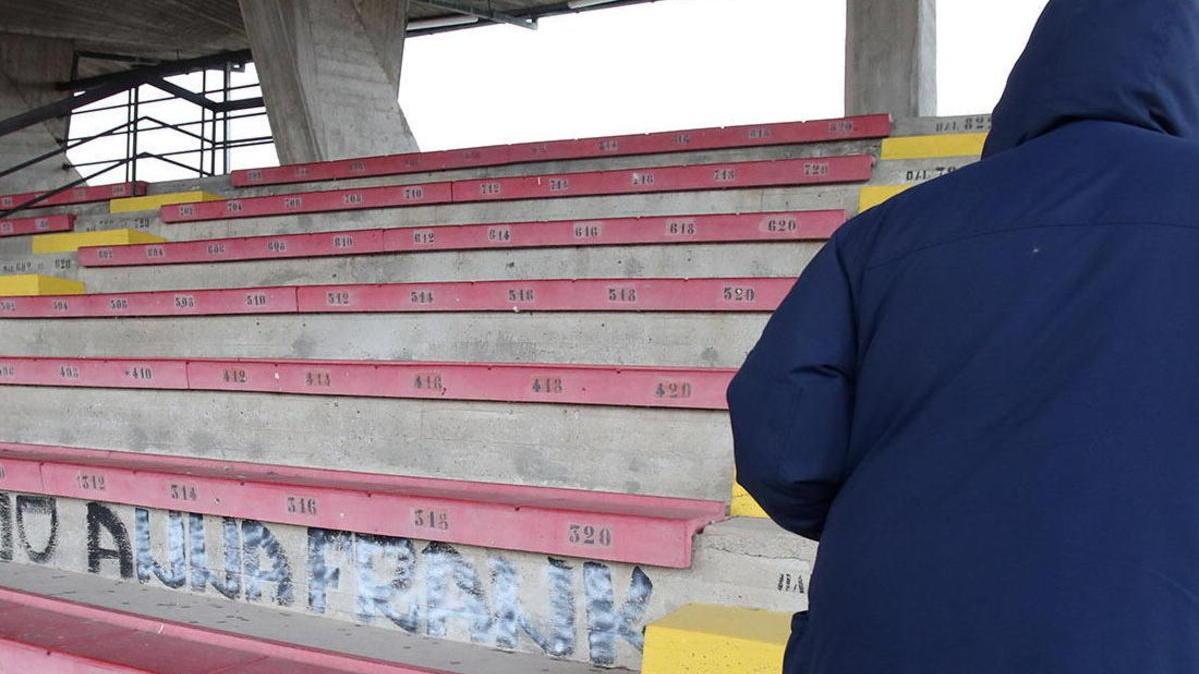 La scritta antisemita sui gradoni dello stadio Mariotti poi fatta cancellare dalla società